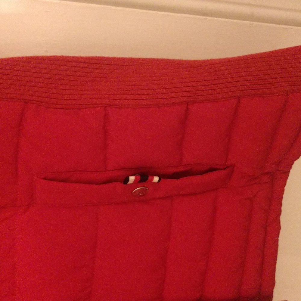 Tommy Hilfiger Puffer vest size XL - Picture 2 of 11